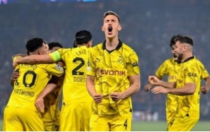 Heartbreak for PSG as Hummels heads Dortmund into Champions League final