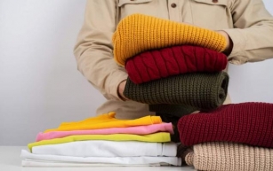 7 Innovative Methods to Repurpose Your Old Clothing