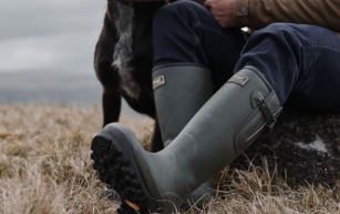 Why choose neoprene lined farm wellies for working on the farm?