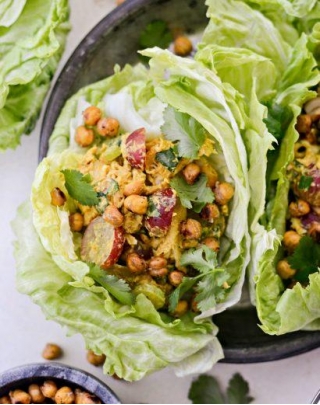Curried Chicken Salad With Grapes And Cashews