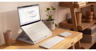 Nuevo Casa Pop Up Desk De Logitech Incluye Teclado Bluetooth, Trackpad Y Stand Para MacBook