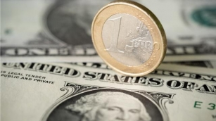Euro Falls To Six-week High