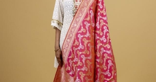 The Allure Of Pink: Kaduwa Weave Silk Dupatta With Sona Rupa Zari
