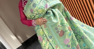 A Floral Symphony: Mint Green Silk Brocade Jamdani Paithani Saree