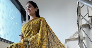 The Story Of Ajrakh Saree: A Fusion Of Tradition And Artistry