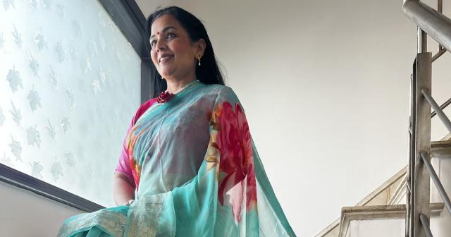 A Chic Affair: Exploring the Teal French Chiffon Saree