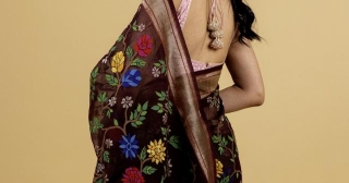 Captivating Coffee Brown: A Multicolour Floral Jaal Jamdani Saree