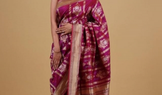 Timeless Charm: Exploring The Aubergine Vintage Motifs, Kaduwa Weave, And Pure Katan Silk In Shot Color Sarees