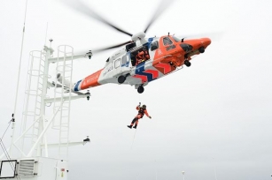 Dutch Coast Guard Trains For Emergency Evacuation