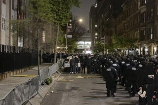 NYPD Officers Storm Columbia University