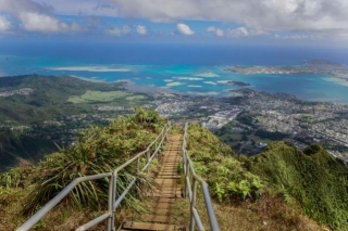 Honolulu Spending $2.5M To Erase Instagram-Famous Stairs