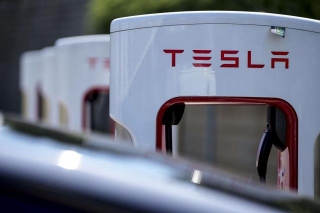 Tesla Laying Off 10% Of Employees