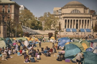 Columbia Students Defy University's Deadline