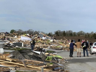 Swath Of Central US Braces For 'Strong Tornadoes'