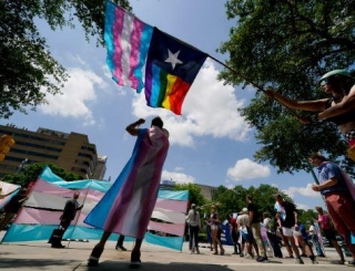 Texas Appeals Court Upholds Injunction Against Investigating Parents Of Transgender Children