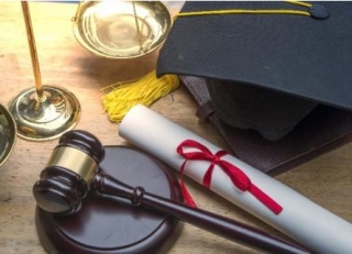 Positive Trends In Law Graduate Employment