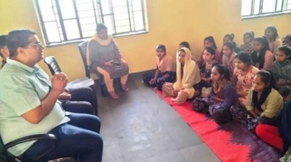 ADJ Sharma Raises Awareness Among Girls Of Kasturba Gandhi Hostel