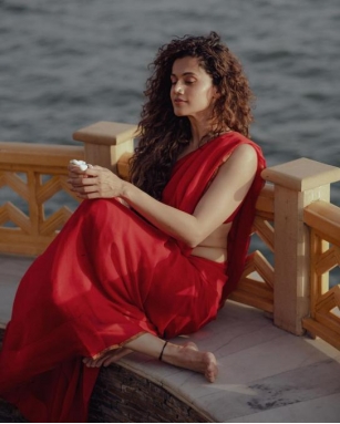 Tapsee Pannu’s Red Saree Hotness Amidst Udaipur’s Scorching Heat