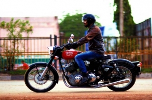 1000cc Bullet With More Power Than Maruti Alto: Check Out Custom Carberry Double Barrel 1000