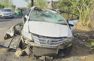 4 Family Members Killed In Road Accident In Sabarkantha