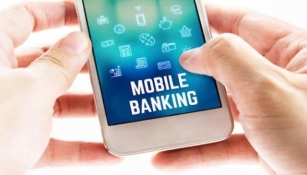 How To Manage Your Credit Card Using A Mobile Banking App?
