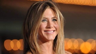 Jennifer Aniston Is Producing Modern Reboot Of '9 To 5'