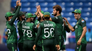 T20 World Cup: Pakistan Beat Ireland Despite Faltering In Run-chase