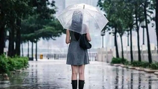Embrace The Rain: Eco-friendly Fashion Tips For The Monsoon Season