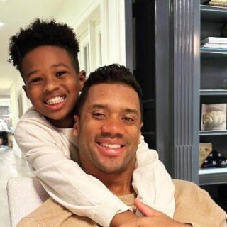 RUSSELL WILSON SAYS ‘THERE’S NO DIFFERENCE’ IN RAISING FUTURE AND HIS OTHER KIDS