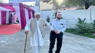 Lok Sabha Elections 2024: 102-year-old Man Walks To Polling Booth To Cast His Vote In Jammu