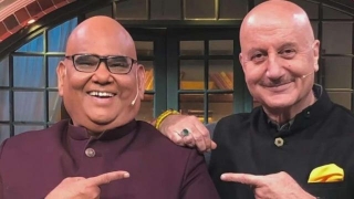 Anupam Kher Pens Note For Late Actor Satish Kaushik On His Birth Anniversary