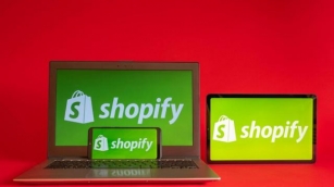 The Ultimate Step-by-Step Guide To Selling And Succeeding On Shopify