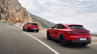 2025 Porsche Cayenne GTS Unveiled With 493 Hp