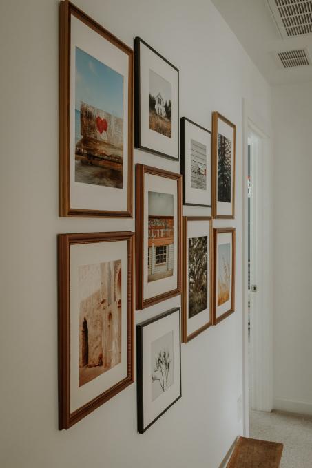 3 Simple Tips for creating a Cohesive Gallery Wall