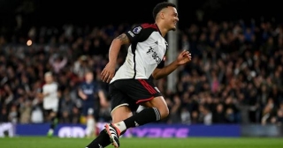 Drama At Both Ends Of The Log As Tottenham Slumps At Craven Cottage
