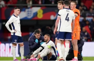 Kyle Walker Exits England Camp, Doubtful For The Clash Against Arsenal