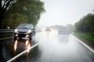 Driving In Adverse Weather – Tips And Precautions