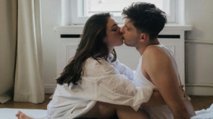 Um, Can You Really Get An STD From Kissing?