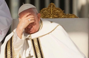 “U Vatikanu Ima Pede*luka”: Papa Ponovo ‘počastio’ Gej Osobe, Iako Im Se Već Izvinjavao