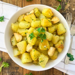 “EXTREME Garlic” Garlic Potatoes | Spanish Patatas Al Ajillo Recipe