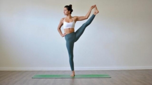 A Guide To Ashtanga Yoga And Its Benefits