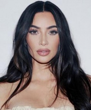 Biography Of Kim Kardashian