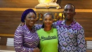 Pastor Paul Enenche & Wife Meet Vera, Apologise To Her