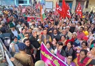 Anganwadi Workers Rally For Pay Hike