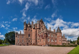 Unveiling The Most Terrifying Haunted Tours In Scotland