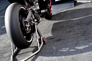 Michelin Coba Perpanjang Kontrak Suplayer Ban MotoGP Pasca 2016