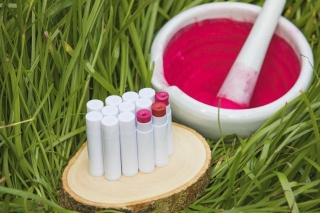 The Ultimate Guide To Creating Your Own Homemade Lipstick: Easy DIY Recipes And Tips