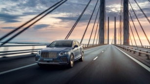 Bentley’s Extraordinary Journey Bentaygas Unveiled By Mulliner