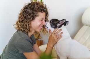 Pamper Your Paws: Why Petsfolio Is Your One-Stop Shop For Pet Care Needs