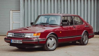 Rare Saab 900 Turbo Ruby Edition Sells For $18,000 At Bonhams Auction